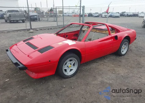 1985 Ferrari 308 Gts Quattro z USA, uszkodzony, nr VIN ZFFUA13A2F0055441